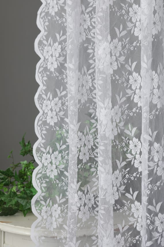 PITSIKIMPPU -pitsi valkoinen